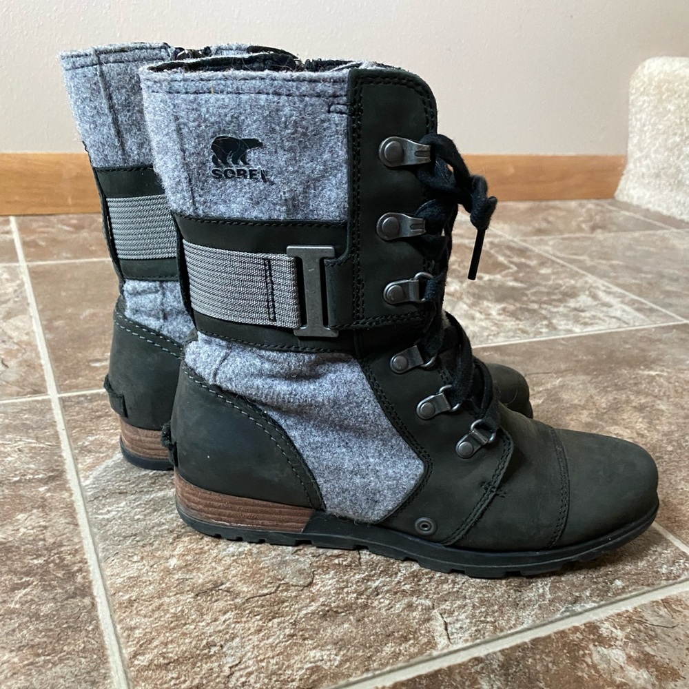 Sorel Women’s Boots Size 8